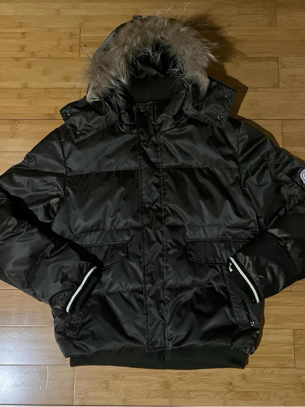 Women Moncler olive green Hooded Puffer Jacket with Faux Fur Trim